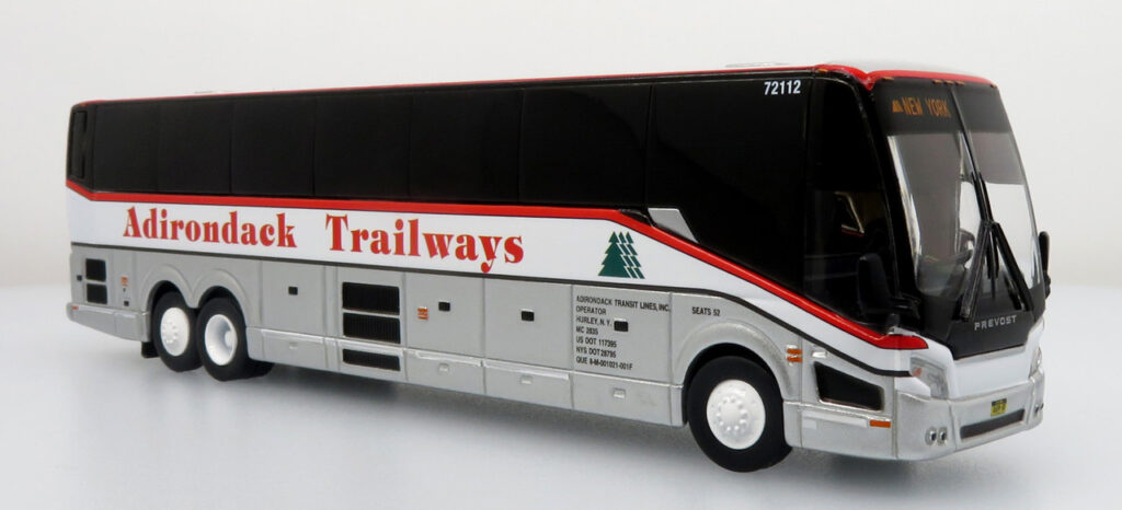 Iconic Replicas Prevost H345 Coach Bus Trailways New York 87-0419