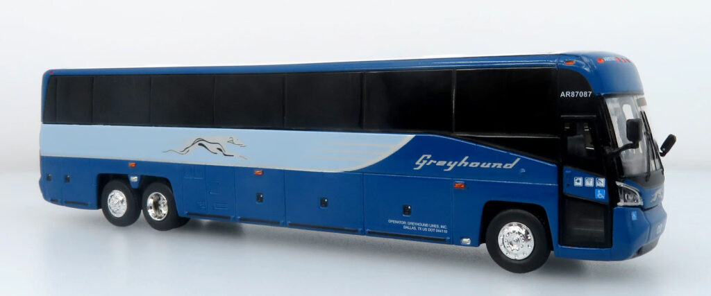 Iconic Replicas MCI D4520 Coach Bus Greyhound New York 87-0654