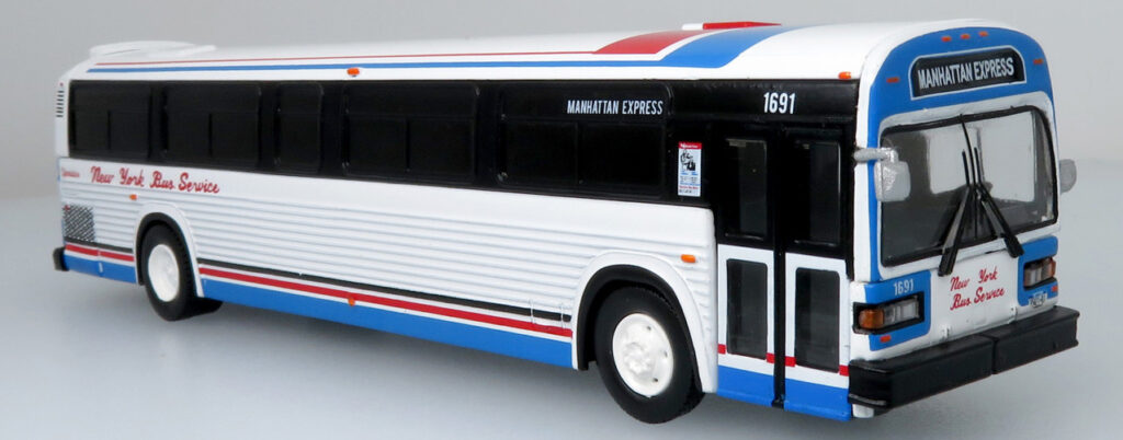 Iconic Replicas MCI Classic Bus New York Bus Service 87-0390