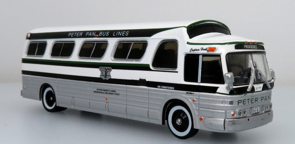 Iconic Replicas GM PD4107 Peterpan Bus Lines 87-0286