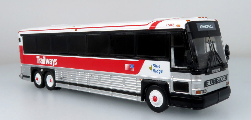Iconic Replicas MCI D4000 Coach Bus Blue Ridge Trailways 87-0485