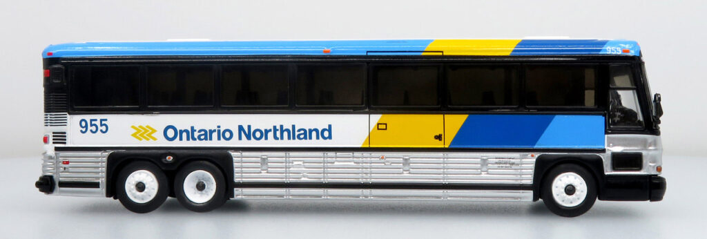 Iconic Replicas MCI D4000 Ontario Northland Canada 87-0563