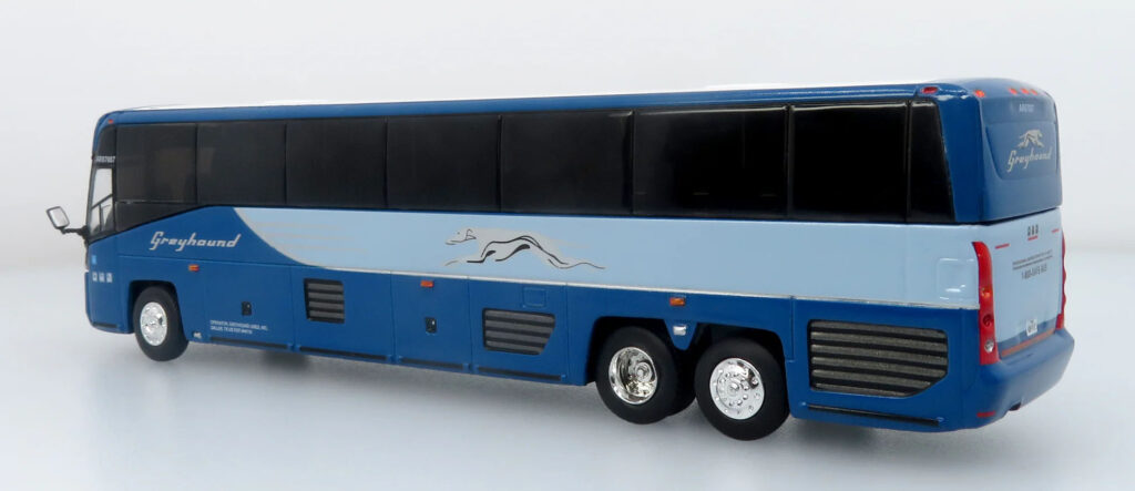 Iconic Replicas MCI D4520 Coach Bus Greyhound New York 87-0654