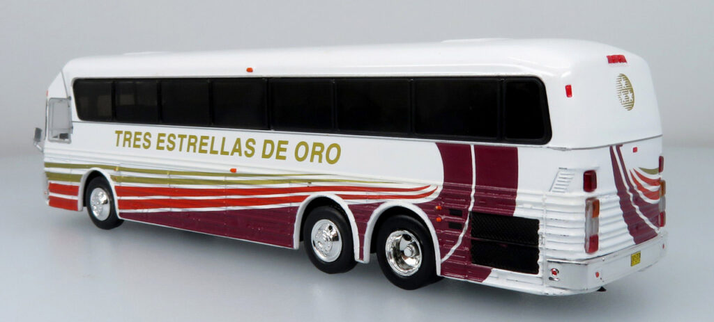 Iconic Replicas Eagle 10 Coach Bus Tres Estrellas De Oro 87-0471