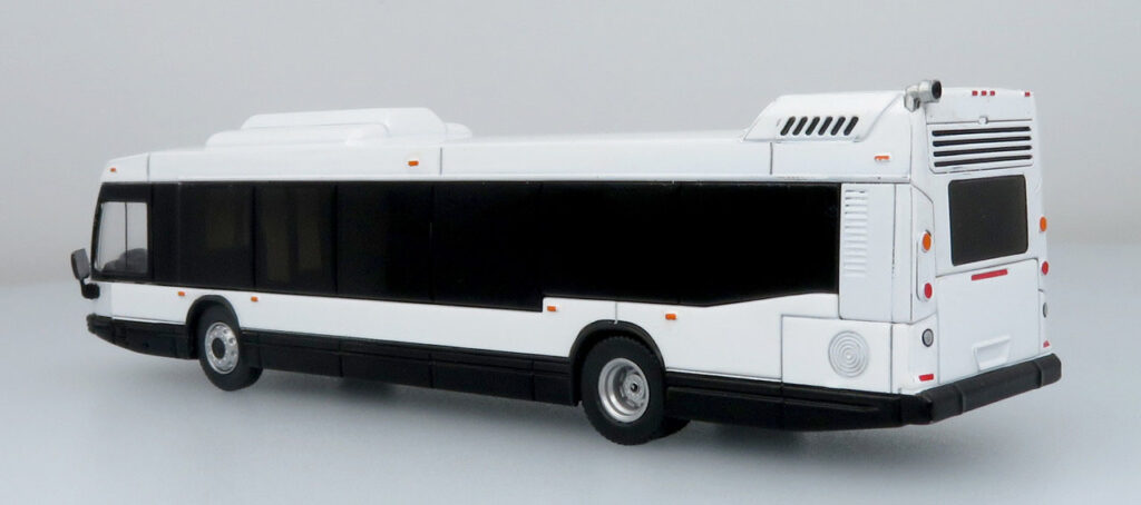 Iconic Replicas Nova LFSD Transit Bus blank/white 87-0502