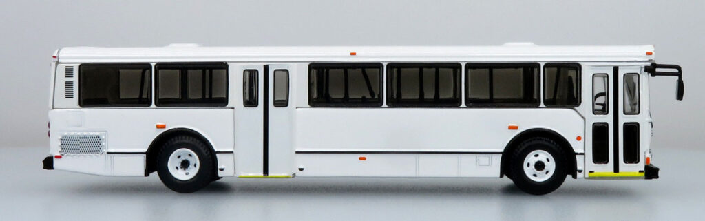 Iconic Replicas Orion V Transit Bus Blank/White 87-0514