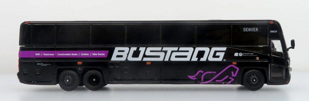 Iconic Replicas MCI D4520 Coach Bus Bustang Denver 87-0650