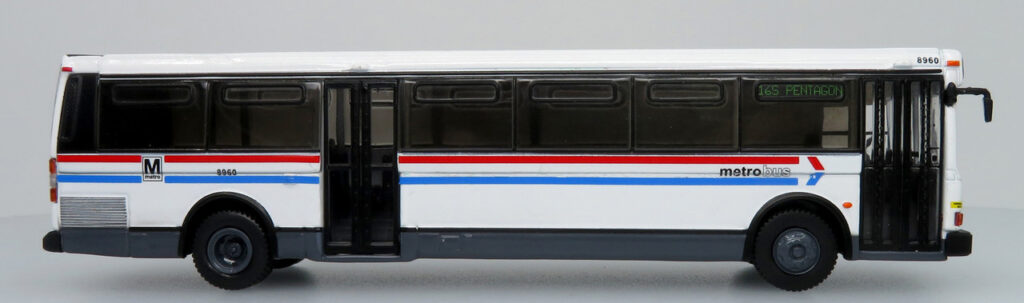 Iconic Replicas Grumman 870 Transit Bus DC Metro 87-0407