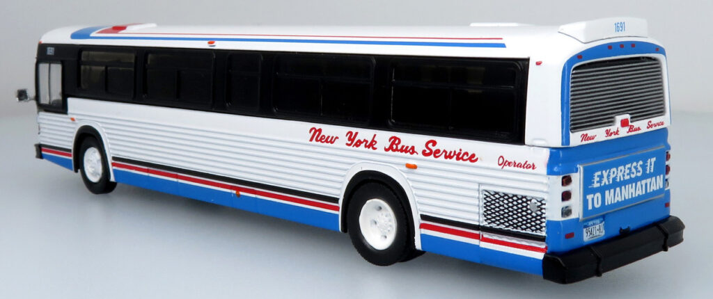 Iconic Replicas MCI Classic Bus New York Bus Service 87-0390