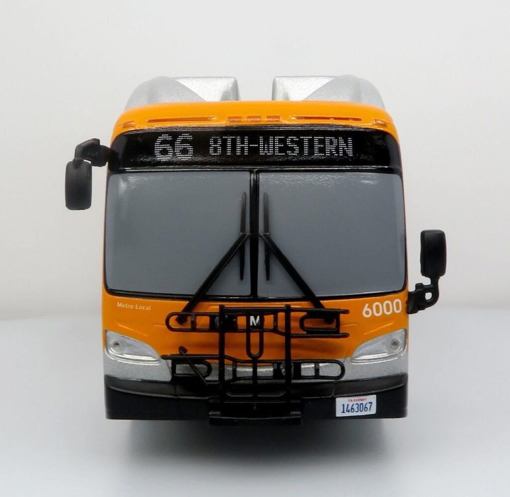 Iconic Replicas New Flyer Xcelsior Transit Bus LA Metro 43-0604
