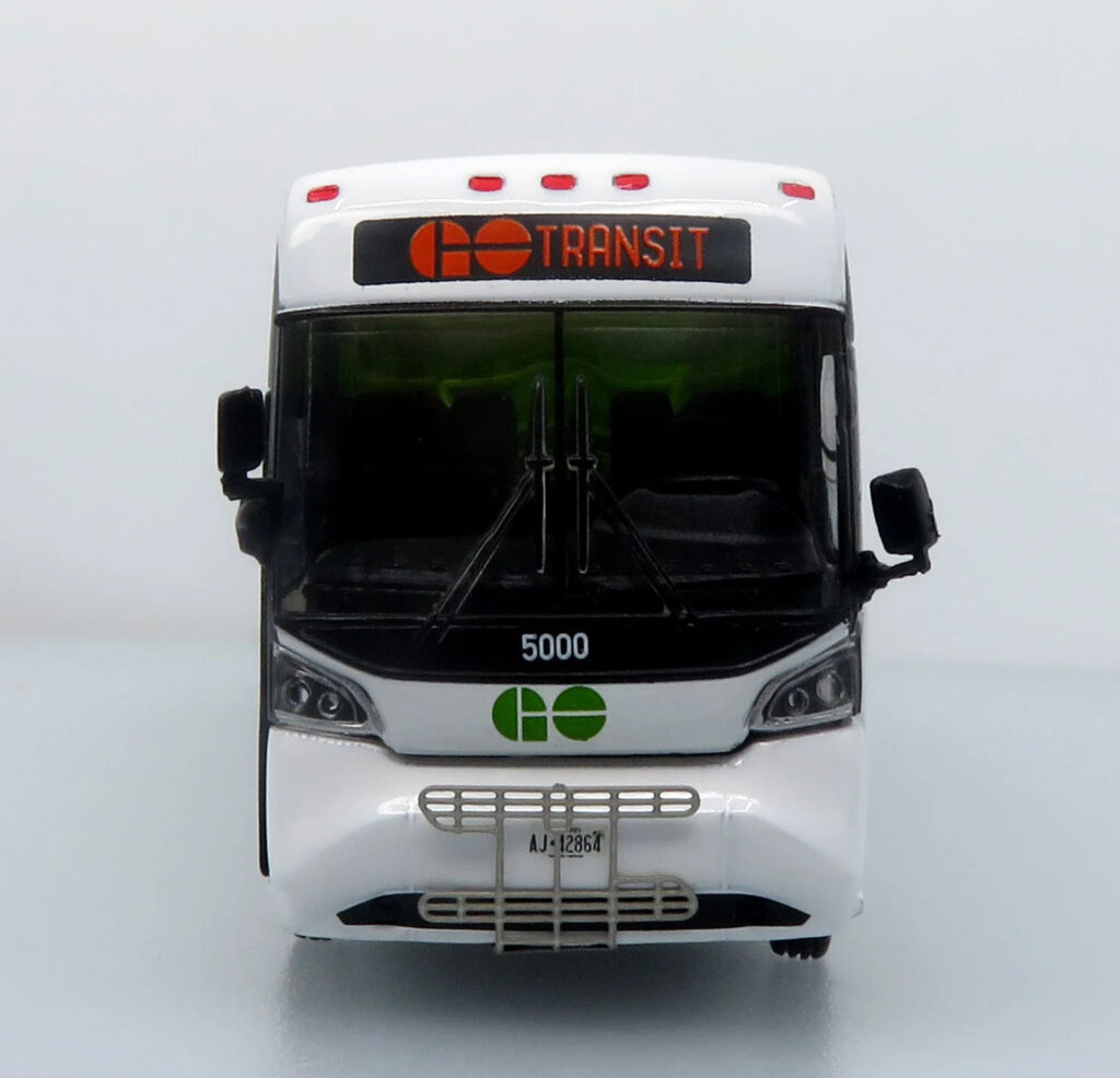 Iconic Replicas MCI D4520 Coach Bus GO Transit Canada 87-0657