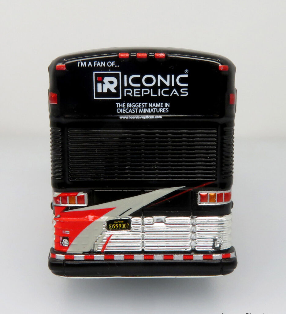Iconic Replicas MCI D4000 Iconicrusier 87-0479