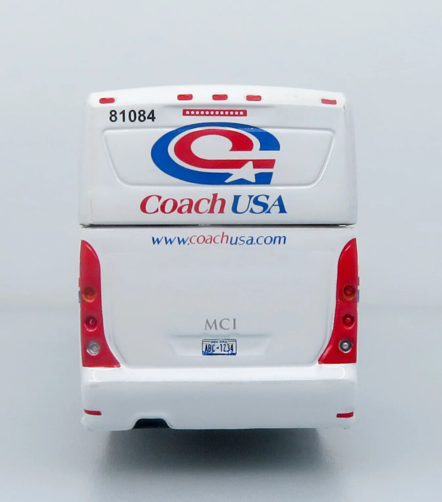 Iconic Replicas MCI D4520 Coach USA New York 87-0652