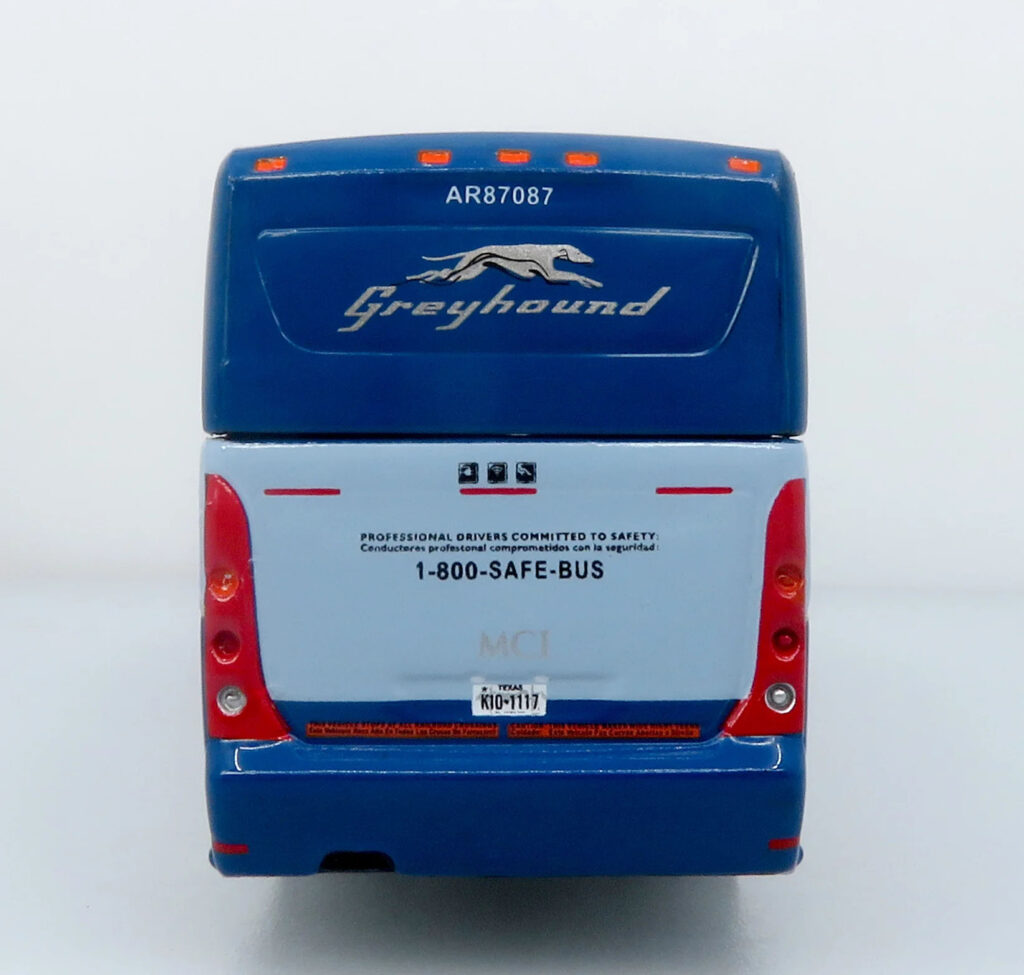 Iconic Replicas MCI D4520 Coach Bus Greyhound New York 87-0654