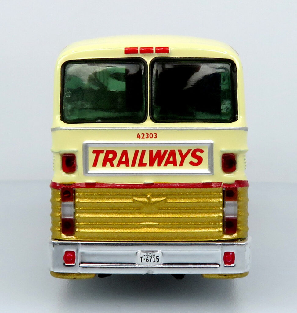 Eagle 5 Coach Bus Trailways Golden Eagle 87-0545