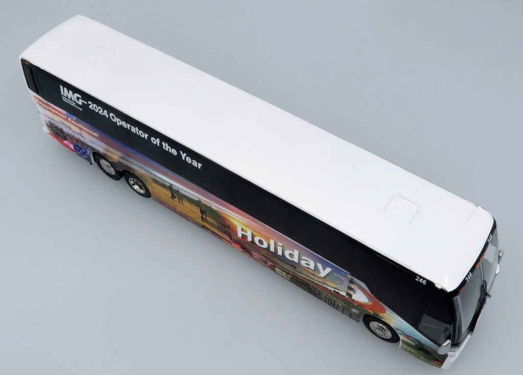 Iconic Replicas Prevost H345 Coach Bus Holiday Tours-IMG Operator of the Year 2024 64-0616