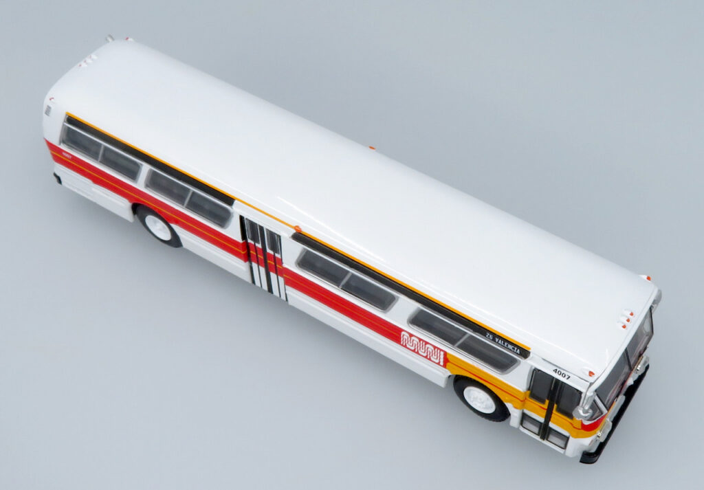 Iconic Replicas Flxible Fishbowl Transit Bus MUNI 87-0596