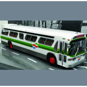 Rapido Fishbowl/New Looks Suburban Bus Golden Gate Transit 1/87 Scale-HO Scale 753114