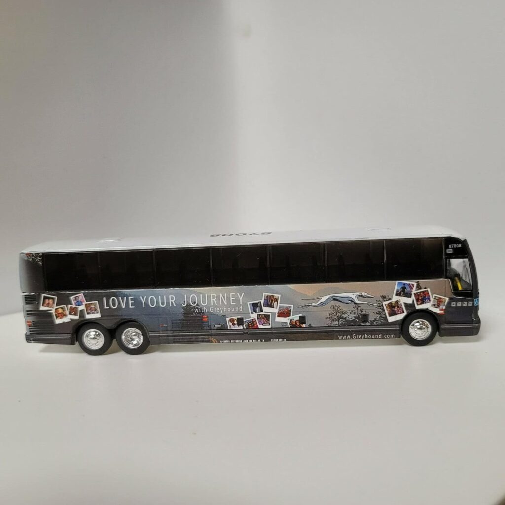 Iconic Replicas Prevost X345 Coach Bus Greyhound Love Your Journey 87-0275
