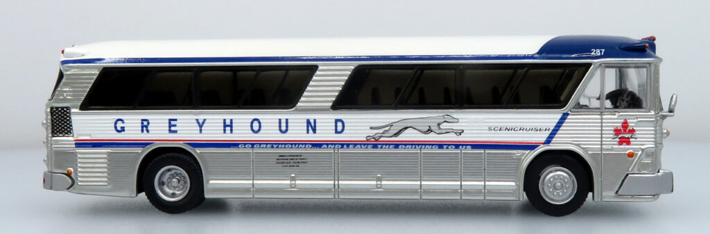 Iconic Replicas MCI MC5A Greyhound Canada 87-0629