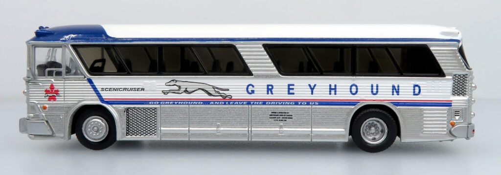 Iconic Replicas MCI MC5A Greyhound Canada 87-0629