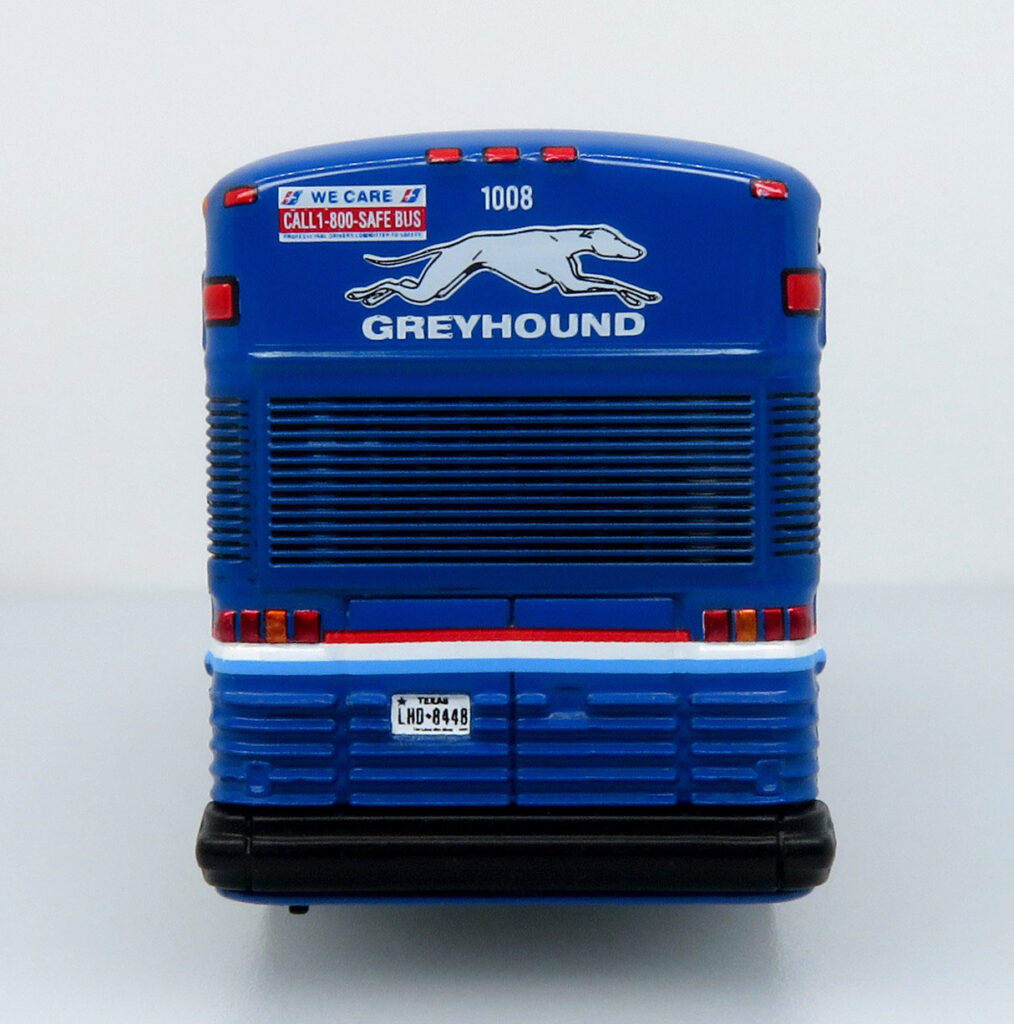 Iconic Replicas MCI D4000 Greyhound 87-0620