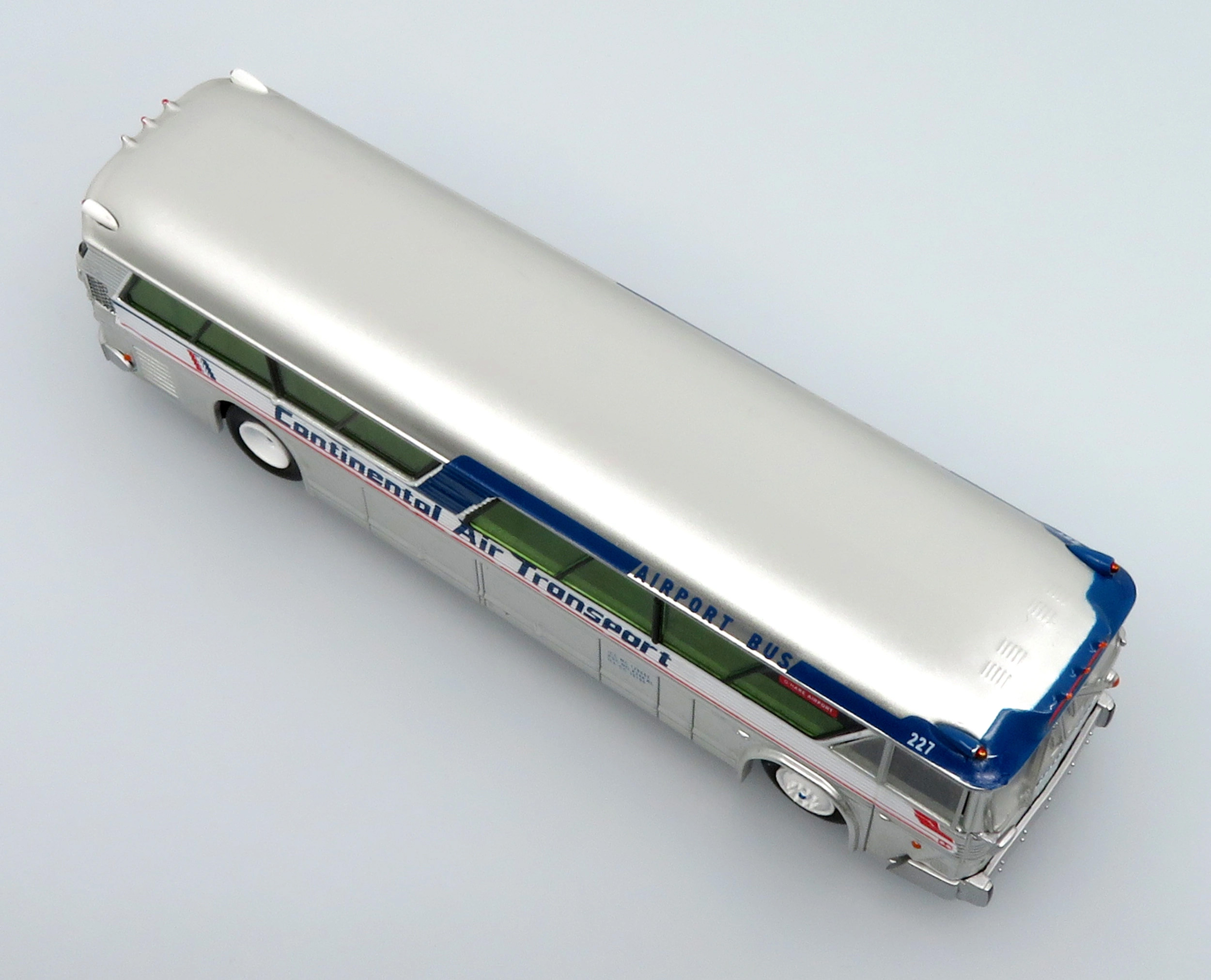 Iconic Replicas MCI MC5A Continental Air Transport Chicago 87-0627