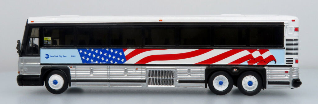 Iconic Replicas MCI D4000 MTA NYC Transit 9/11 Memorial Bus 87-0567