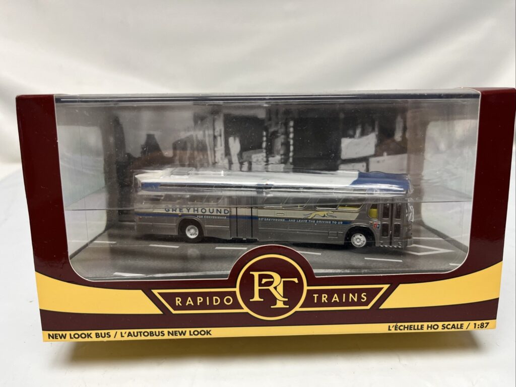 Rapido GM Fishbowl Bus Greyhound World's Fair New York City