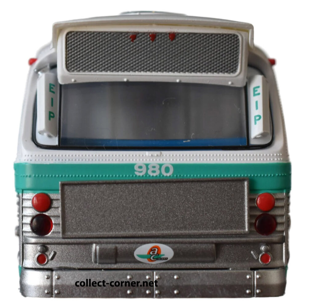 Rapido GM Fishbowl Bus A/C Transit Oakland CA 753136