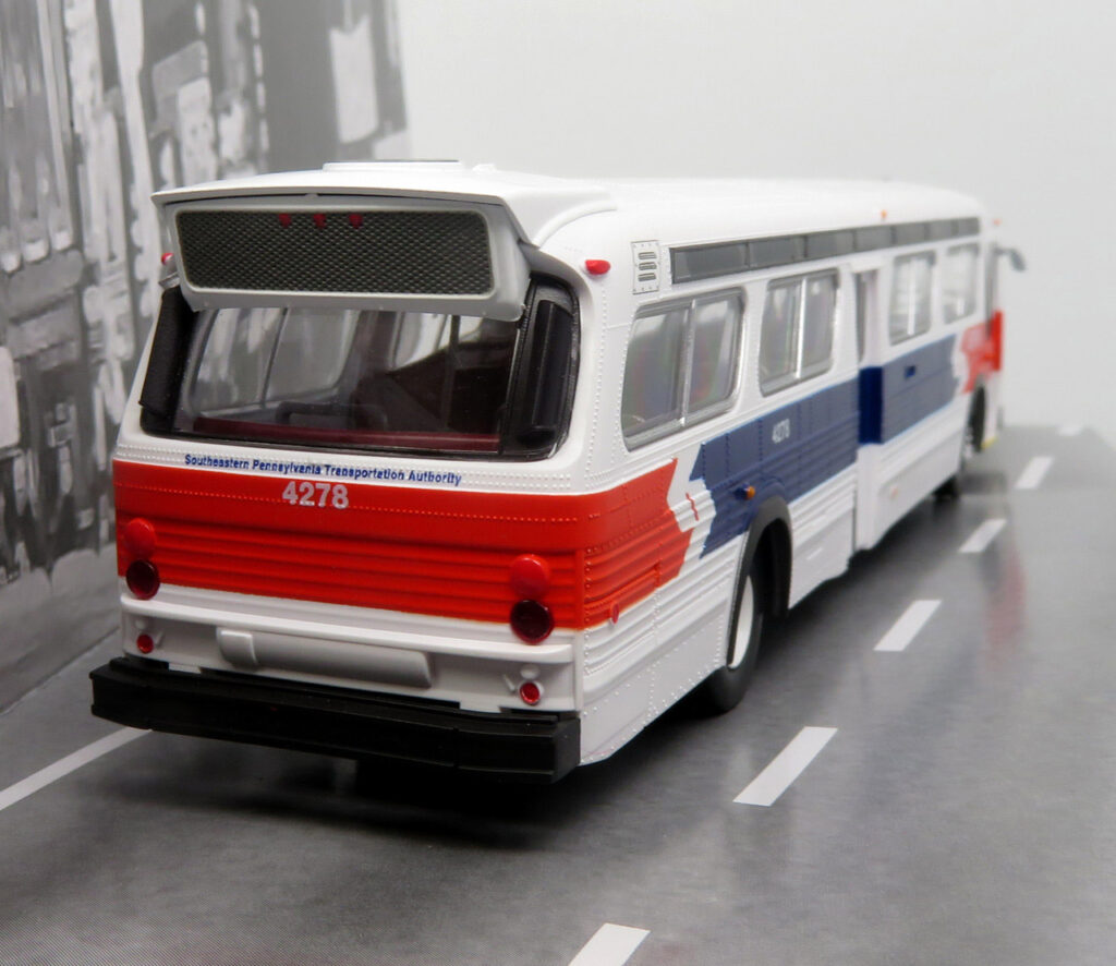 Rapido GM Fishbowl Bus Septa Philadelphia PA 753162