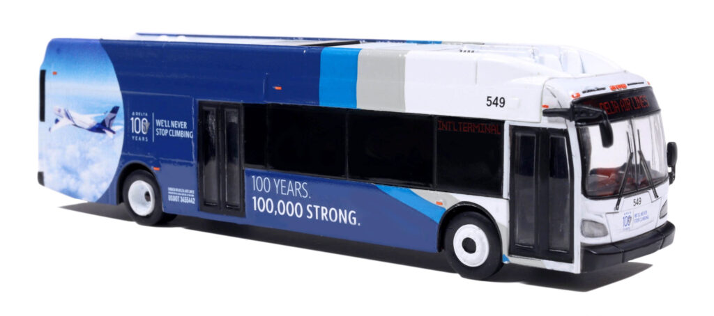 Iconic Replicas New Flyer Xcelsior XN40 Transit Bus Delta Airlines 100 Anniversary 87-0679