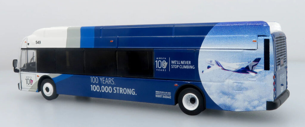 Iconic Replicas New Flyer Xcelsior Transit Bus Delta Airlines 100 Anniversary 87-0679
