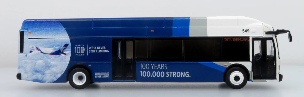 Iconic Replicas New Flyer Xcelsior Transit Bus Delta Airlines 100 Anniversary 87-0679