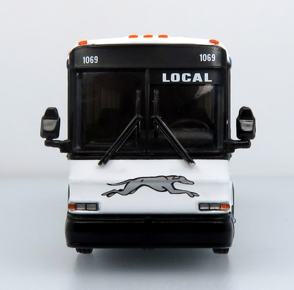 Iconic Replicas MCI D4000 Greyhound Shadow Livery 87-0561