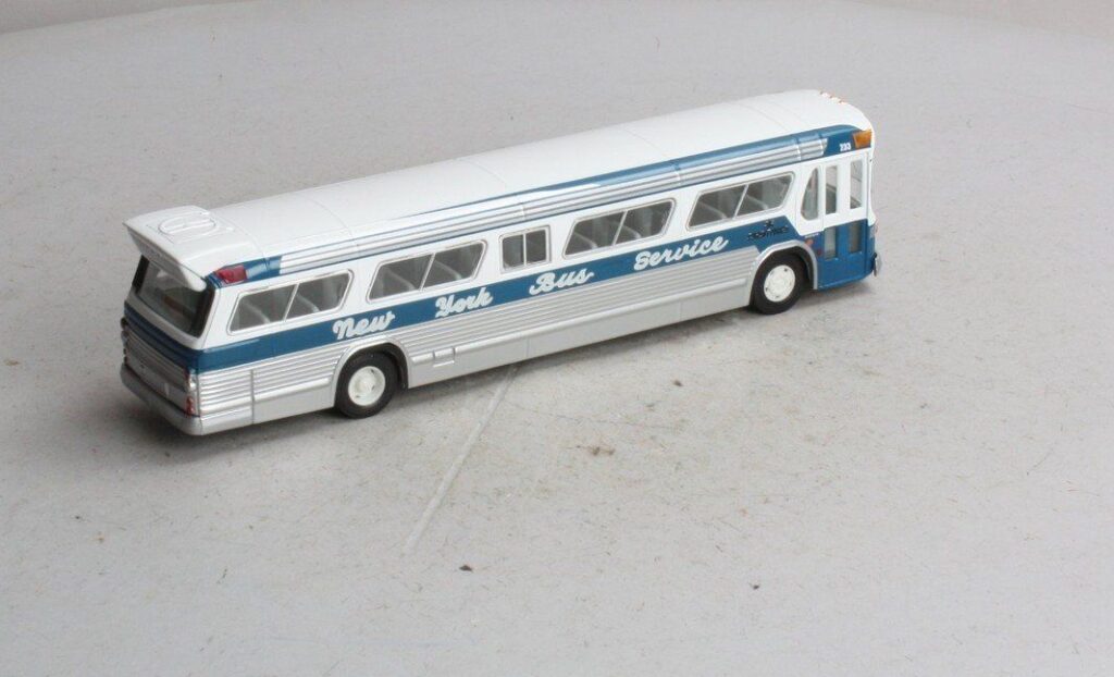 Corgi GM Fishbowl Bus New York Bus Service C54301