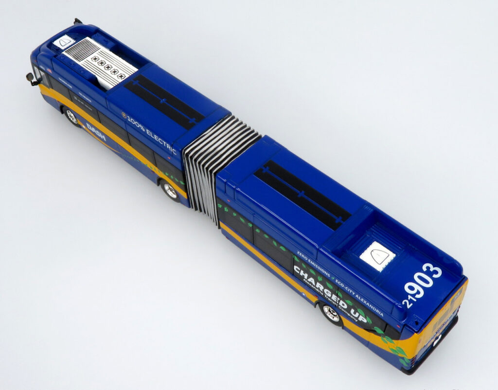 Iconic Replicas New Flyer Xcelsior Articulated Transit Bus DASH 87-0530
