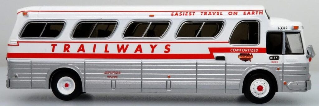 Iconic Replicas GM PD4107 Trailways 87-0284