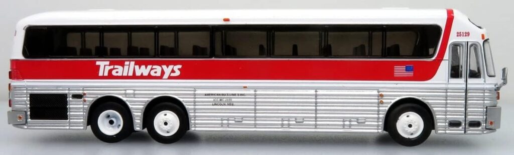 Iconic Replicas Eagle 10 Trailways 87-0355