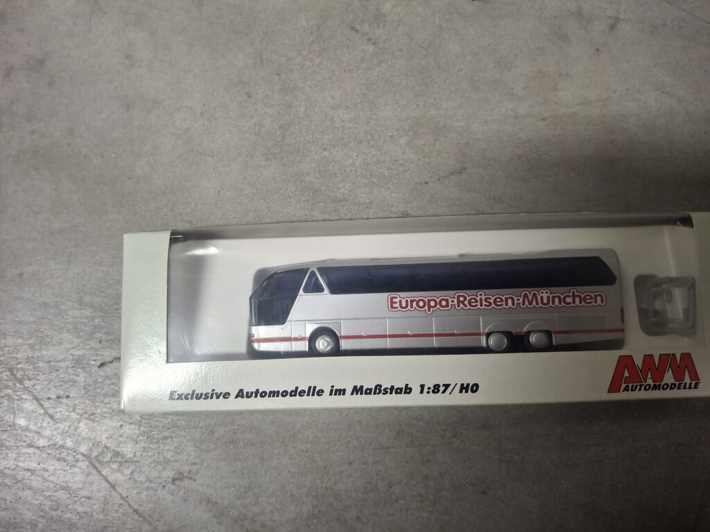 uropa Reisen Munchen Coach Bus