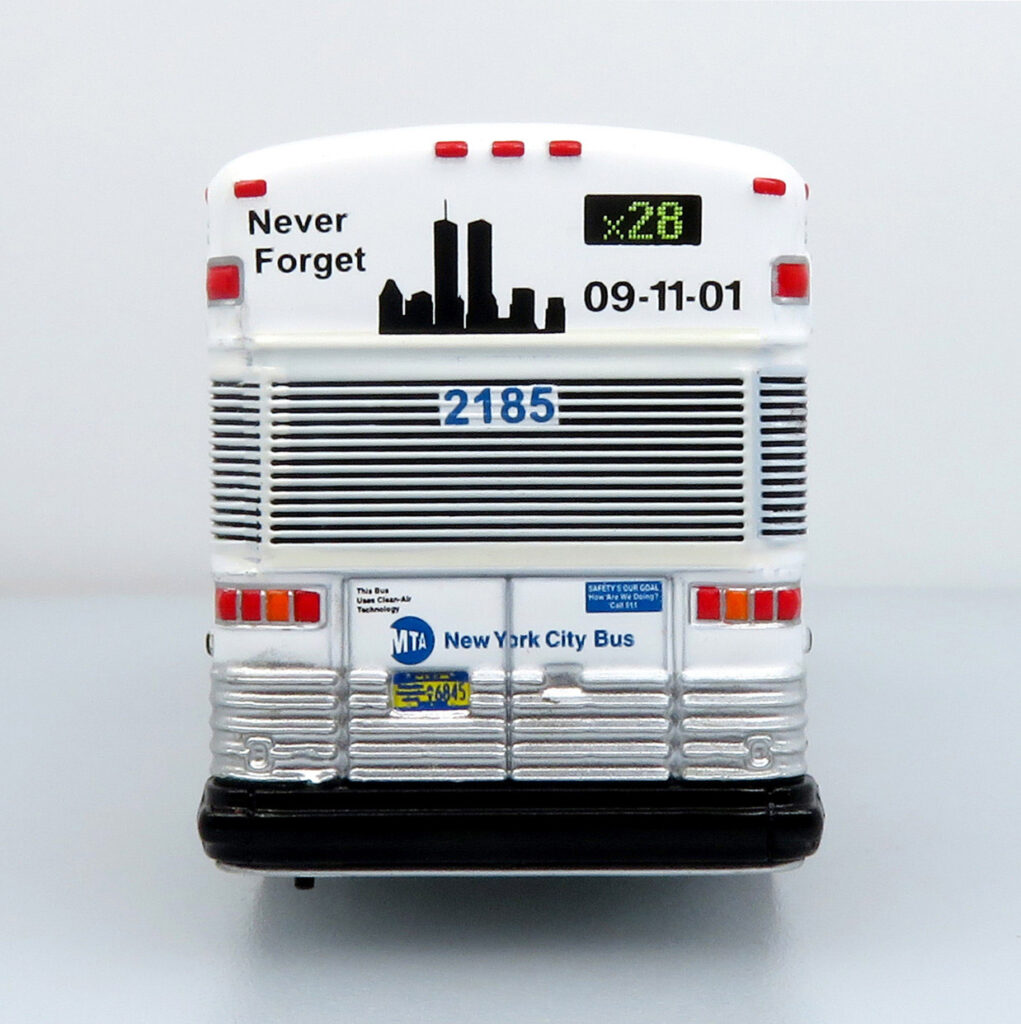 Iconic Replicas MCI D4000 MTA NYC Transit 9/11 Memorial Bus 87-0567