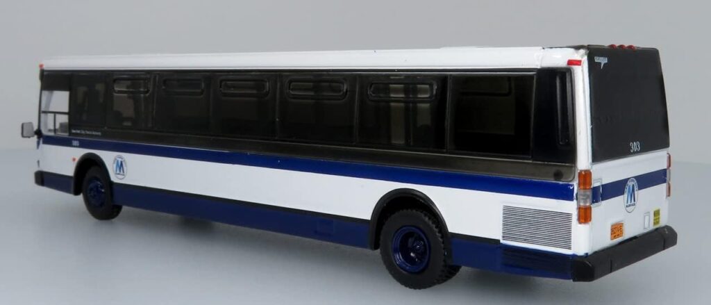 Iconic Replicas Grumman 870 Transit Bus New York City Transit 87-0408