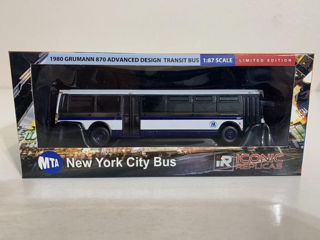 Iconic Replicas Grumman 870 Transit Bus New York City Transit 87-0408