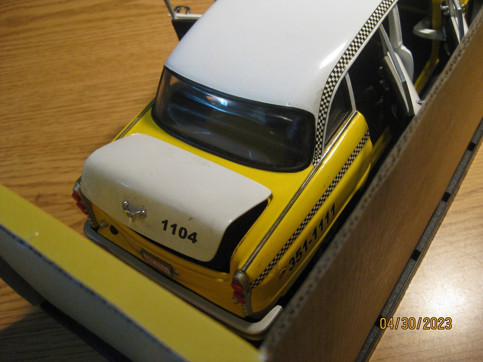 Sunstar Atlanta Checker Taxi Cab Sun2504